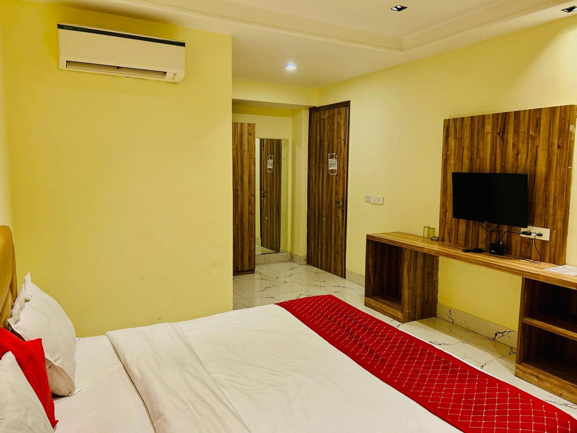 Goodluck House Near Terminal 3 Igi Airport Hotel Új-Delhi Kültér fotó